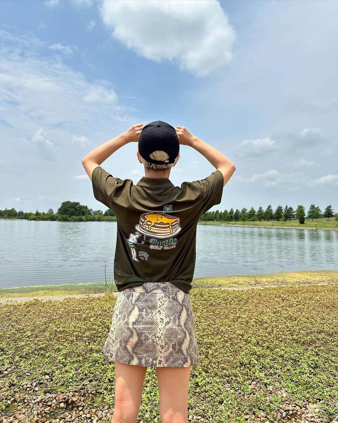 中川友里のインスタグラム：「ゴルフ⛳️と見せかけて湖でカヌー🛶✨  @pacific_golfclub #golf #canoe #outdoor」