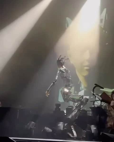 渋谷慶一郎のインスタグラム：「Today is finally the last performance of Android Opera MIRROR. See you at the Theatre Chatelet @theatrechatelet」