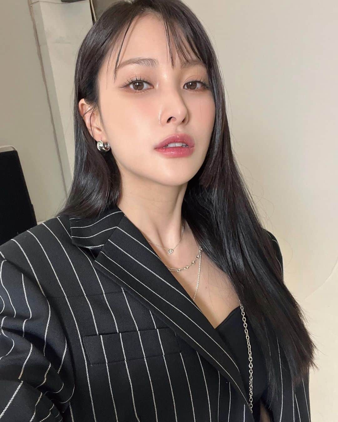 パク・ギュリさんのインスタグラム写真 - (パク・ギュリInstagram)「조금씩 다른」6月23日 17時46分 - gyuri_88