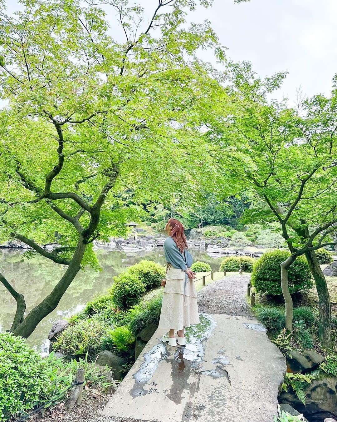 谷口夢奈さんのインスタグラム写真 - (谷口夢奈Instagram)「🍵 ⁡ ⁡ 小学生か中学生の遠足以来くらいの お抹茶をいただきました🥰 ⁡ たまたま他の人もおらず貸し切り状態✨ いろんな緑を感じながらリラックスしました💚 ⁡ ⁡ ⁡ #旧古河庭園 #抹茶 #お茶 #駒込 #散策 #matcha #komagome #pinkhaircolor #chico #muguet #charlesandkeith #셀스타그램 #얼스타그램 #데일리룩 #오오티디」6月24日 12時10分 - yuna_tani