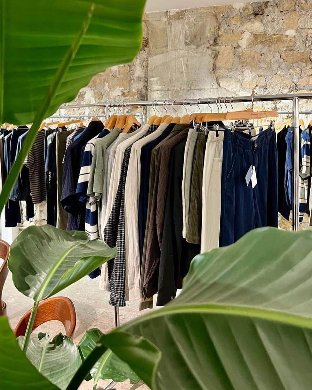 オリバースペンサーのインスタグラム：「The Showroom is open for business!  We are out in Paris until Monday showcasing our Spring 24 collection. Come and visit us at 12 Rue des Gravilliers 75003 Paris.  To book an appointment, email martin@momagency.com  #paris #showroom #oliverspencer #pfw #menswear」