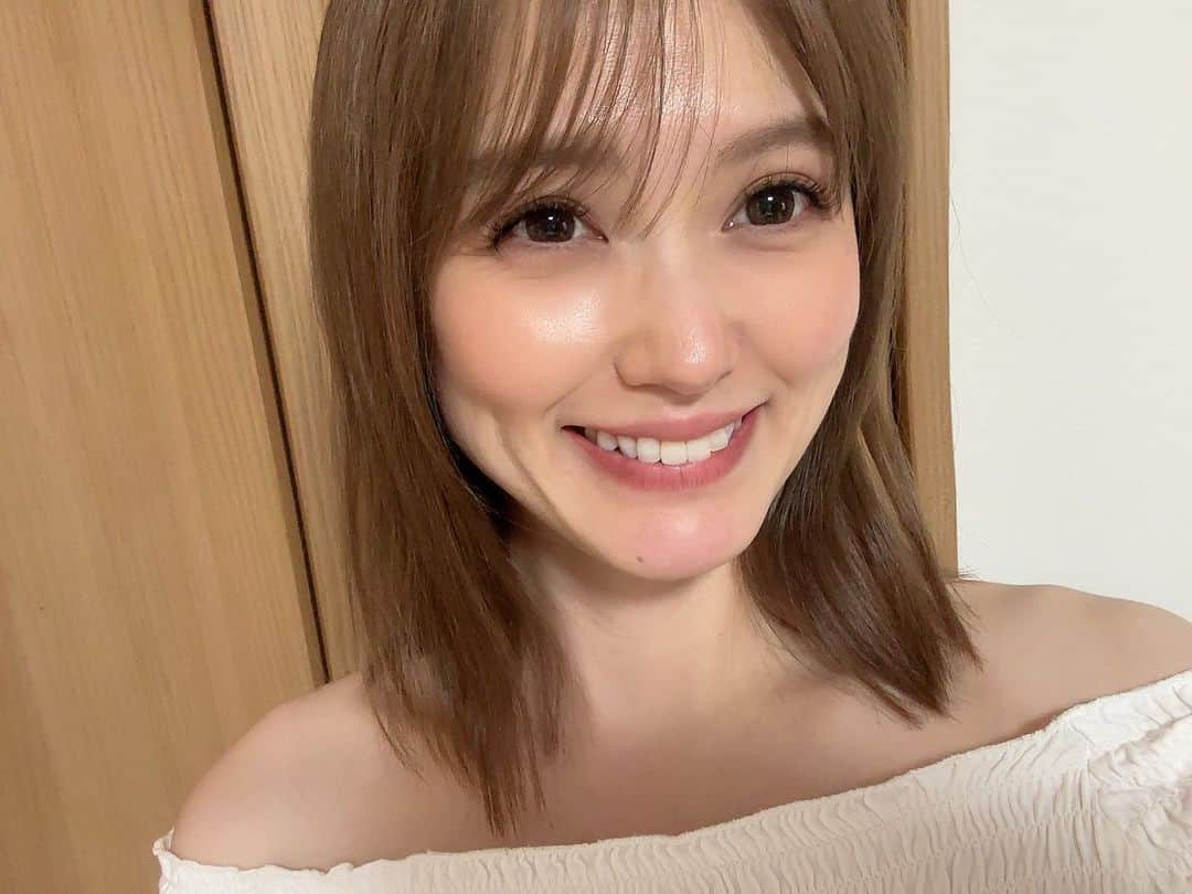 三島ゆかりさんのインスタグラム写真 - (三島ゆかりInstagram)「マツエク行ってきました👀 月に一度のメンテナンスは怠りたくない🥺 美容室みたいにマツエクもネイルも保育士さんがいてるキッズルームがあるとこあればいいのになー👶  #マツエク #美容 #メンテナンス #三島ゆかり #ゆかりんご #一児のママ」6月23日 9時57分 - apple340