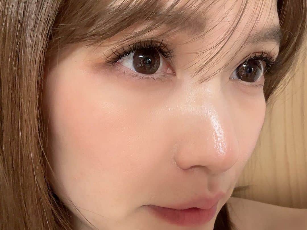 三島ゆかりのインスタグラム：「マツエク行ってきました👀 月に一度のメンテナンスは怠りたくない🥺 美容室みたいにマツエクもネイルも保育士さんがいてるキッズルームがあるとこあればいいのになー👶  #マツエク #美容 #メンテナンス #三島ゆかり #ゆかりんご #一児のママ」