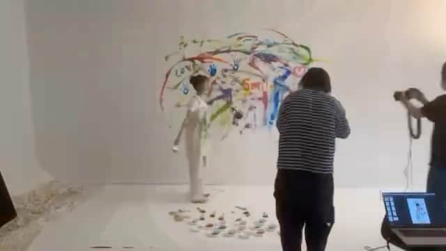 のインスタグラム：「グッズデザイン作成中🎨💜」