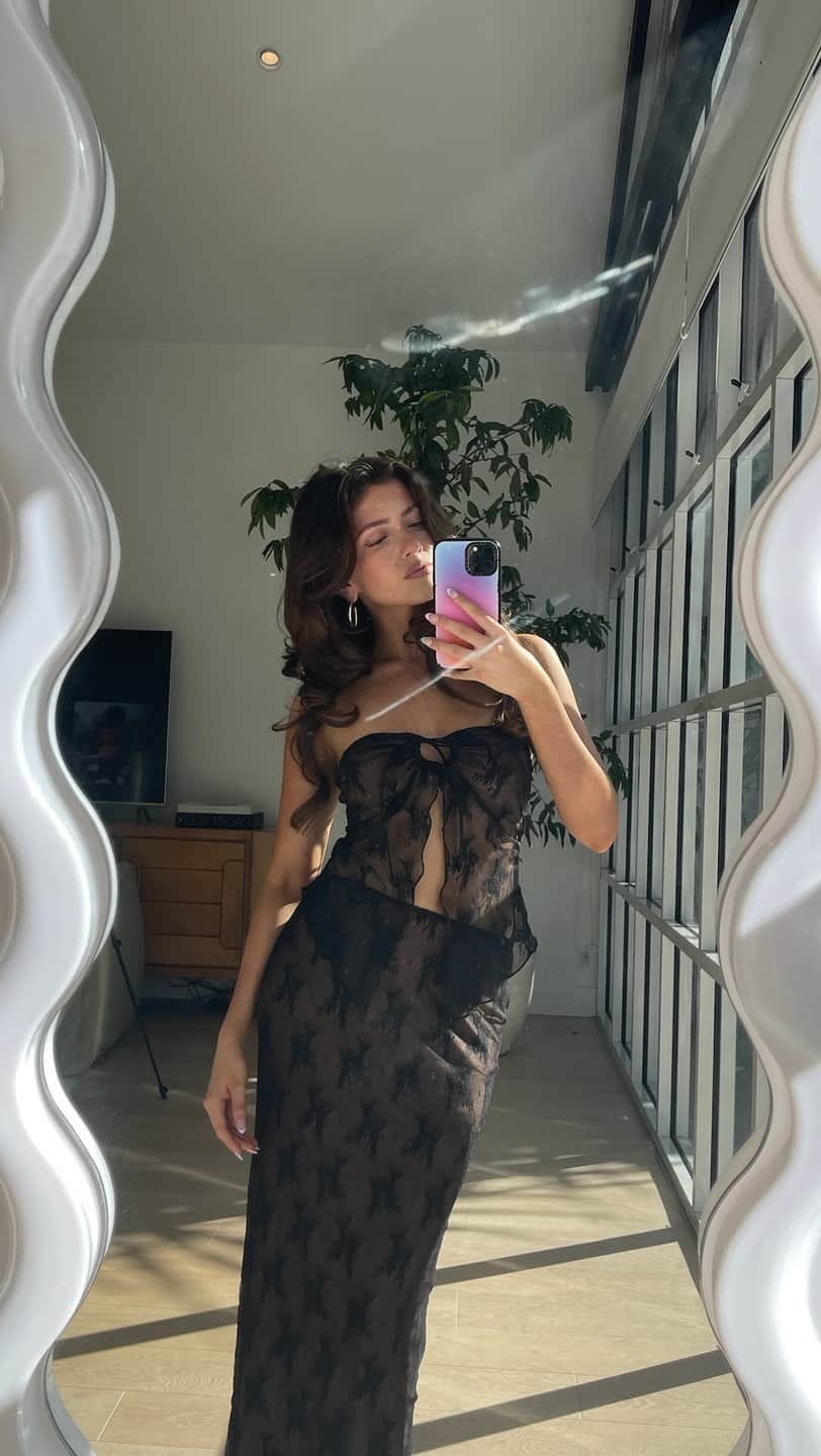 tiger Mistのインスタグラム：「Add the Karolina to your cart, while it’s on SALE. Up to 80% OFF storewide, ends soon!」