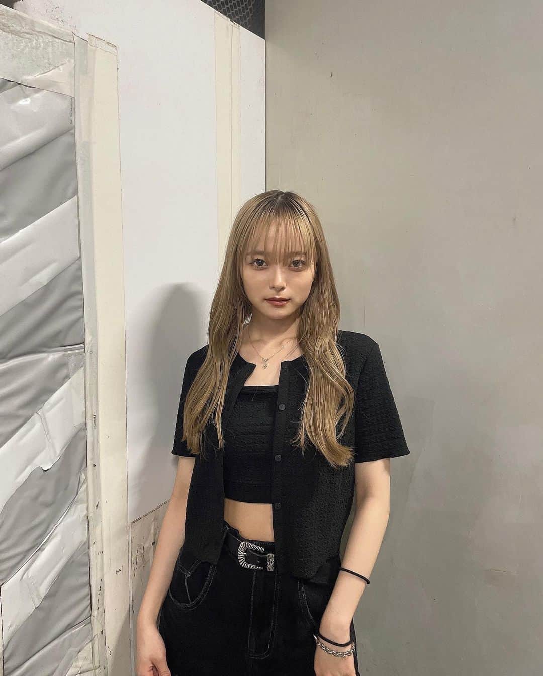 宇井優良梨のインスタグラム：「⁡ 明日は【movementPARK 2023】です❤️‍🔥 はじめての野外ステージだ…🥹 ダンサーの皆さんとのコラボステージもお楽しみに☎️🤍 皆さんお気をつけてお越しくださいね☺︎ よろしくお願いいたします〜！🙇🏻‍♀️🤍 ⁡ ふぉとばいゆあ @yua_tsutsui ありがと🫶🏼 ⁡ #movementpark #GENIC #宇井優良梨」