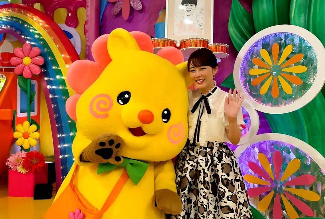 丘みどりのインスタグラム：「ヒルナンデス！  #丘みどり#ヒルナンデス#ダブルスタンダードクロージング」