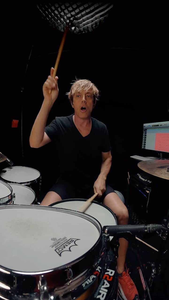 シェーン・ガラースのインスタグラム：「Need live drum tracks on your next recording? I’m also doing mixed drum stems. You no longer have to deal with 12-15 tracks of drums. Leave it to me to get the drum mix perfect for your song. listen with 🎧 DM me for rates. Serious enquiries only plz. #vf15 #vicfirth #vicfirthsticks #zildjian #zildjiancymbals #zildjianfamily #teamremo #remodrumheads #remo #bigfatsnaredrum #drumming #drummer #drums #groove #chops #pearldrums #shanegaalaas #crumbweststudios」