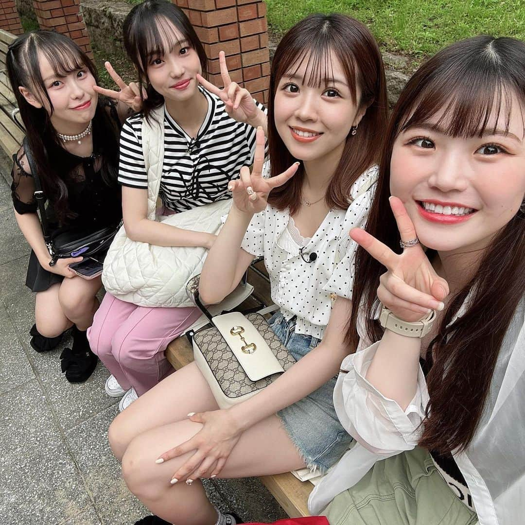 出口結菜さんのインスタグラム写真 - (出口結菜Instagram)「他のんーーまいグルメは▶︎ @yui_laby0622  ⁡ ⁡ 【大阪・天満宮】 ここのお店のうどんは、、、 なんとすべらへん！！！！！！😳😳😳 ⁡ 麺に穴が開いていて、モチモチつるつる麺が滑らんし、、その穴から出汁が染み込んで最高😆 ⁡ 合格祈願に食べたりするみたいやけど、 私はこれから話しても滑らないためにゲットしました🤣💞 ⁡ ⁡ 📍 星合茶寮 🚉大阪天満宮駅から🚶1分 ⏰11時〜16時 🧎定休日:火・水曜日 🗺️ 大阪府大阪市北区天神橋2-5-6  ⭐️予約不可 💸210円〜600円 ⁡ ◆すべらんうどん（1人前210円） ⁡ ⁡ イートインは500円台で食べれて きつねうどんなど王道から、たこ焼きうどんまである！！ ⁡ ⁡ #大阪天満宮 #うどん #星合茶寮 #大阪天満宮グルメ #大阪天満宮うどん #天満宮 #すべらんうどん #うどん #大阪うどん #udon #合格祈願 #南森町グルメ #麺 #大阪観光 #テイクアウト#japanesfood #osaka #osakafood #天神橋　#天神橋筋六丁目 #天神橋グルメ  #グルメ #大阪グルメ #大阪寿司 #ラビグルメ #グルメアイドル #fyp #ynn #新ynn #nmb48」6月23日 20時30分 - yui_laby0622