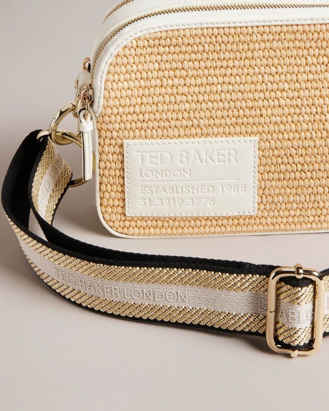 Ted Bakerのインスタグラム：「Ready for my close up.  #TedBaker #Holiday」