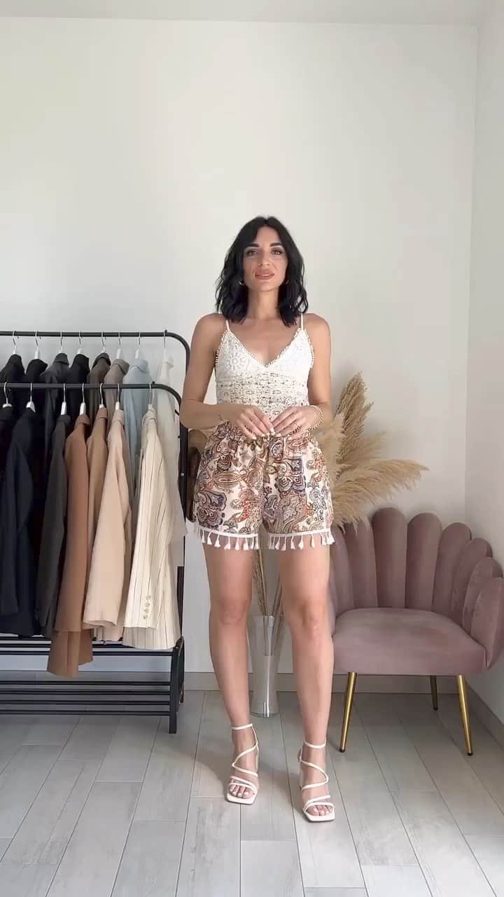 SHEINのインスタグラム：「SHEIN Summer Haul: Boho Beau Edition ✌️🤎🛍️ Which free spirited neutrals are you vibing with? 👇 @fede_rica_14  🔎8683897 12776798 10646443 8837677 11314809 12672284  #SHEIN #SHEINforAll #SHEINstyle #fashion #chic」