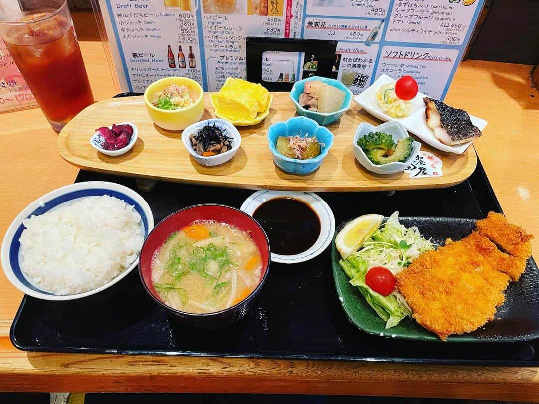 黒瀬純のインスタグラム：「大阪行ったら食べてしまう #竜田屋 #なんばグランド花月の近く」