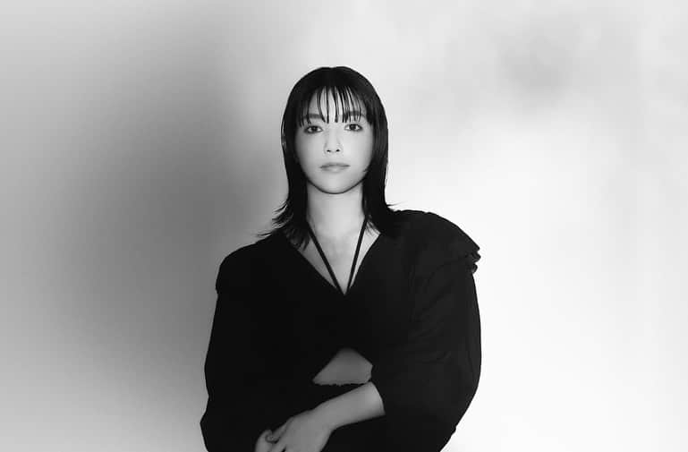 城南海のインスタグラム：「New🫧  Photo @sasaharakiyoaki  Styling @toshiotakeda  Hair&Make @akamatsueri」