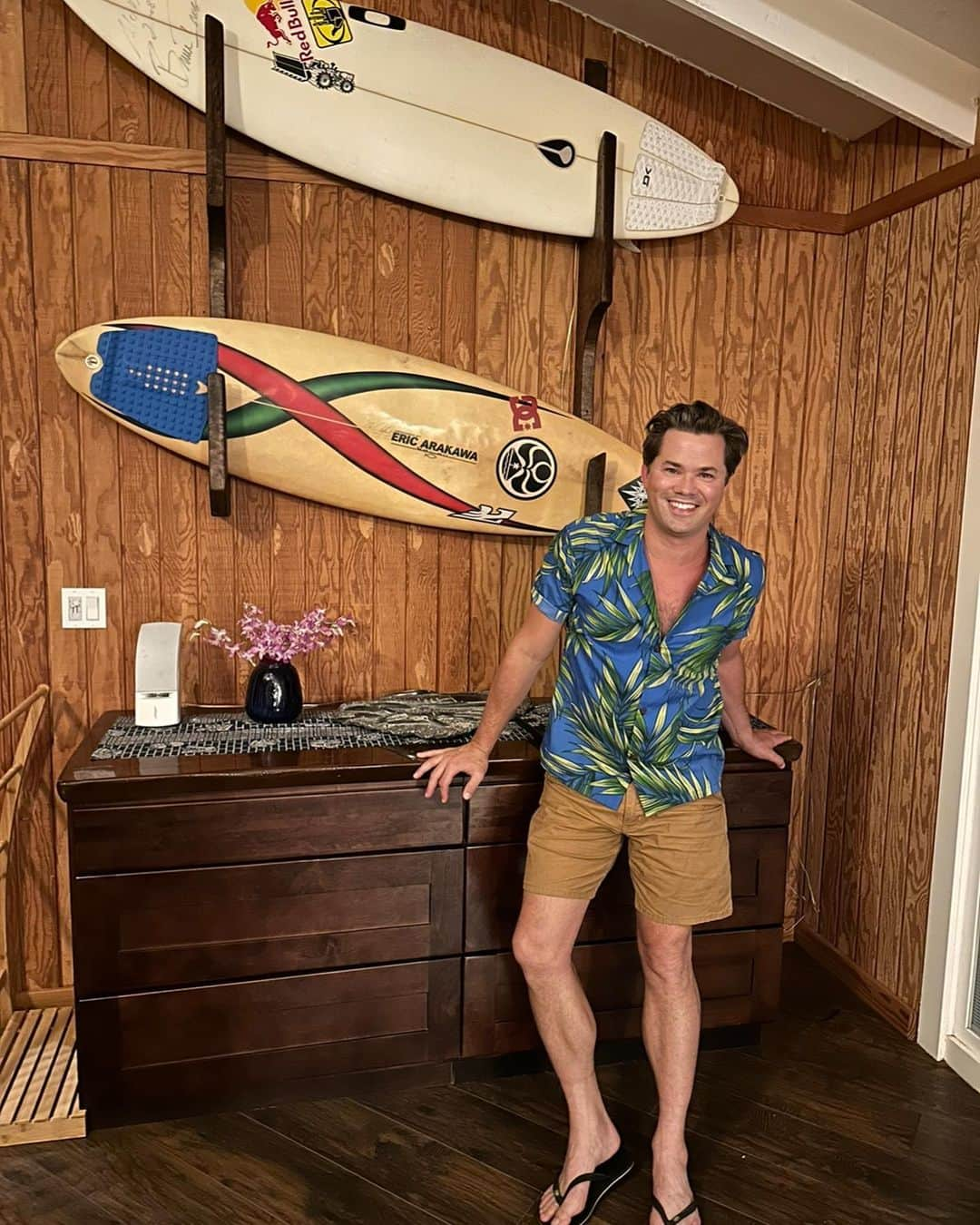 タック・ワトキンスさんのインスタグラム写真 - (タック・ワトキンスInstagram)「The big island is a very big island. 🤙🏼🏄🏼‍♂️🌸」6月23日 16時32分 - tucwatkins