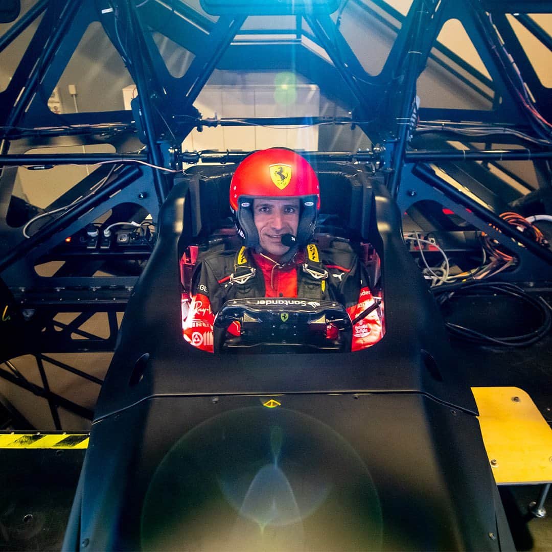 フェラーリさんのインスタグラム写真 - (フェラーリInstagram)「In 2023, technology is a huge part of our lives, and has impacted #Ferrari significantly: from handling optimisation in the design process, to shaving off crucial milliseconds during racing drivers’ training.   A key symbol of Ferrari’s tech armoury is the simulator - watch an exclusive video where Marc Gené explores the simulator at Maranello  Link in bio.  @scuderiaferrari #ScuderiaFerrari #FerrariMagazine」6月23日 19時09分 - ferrari