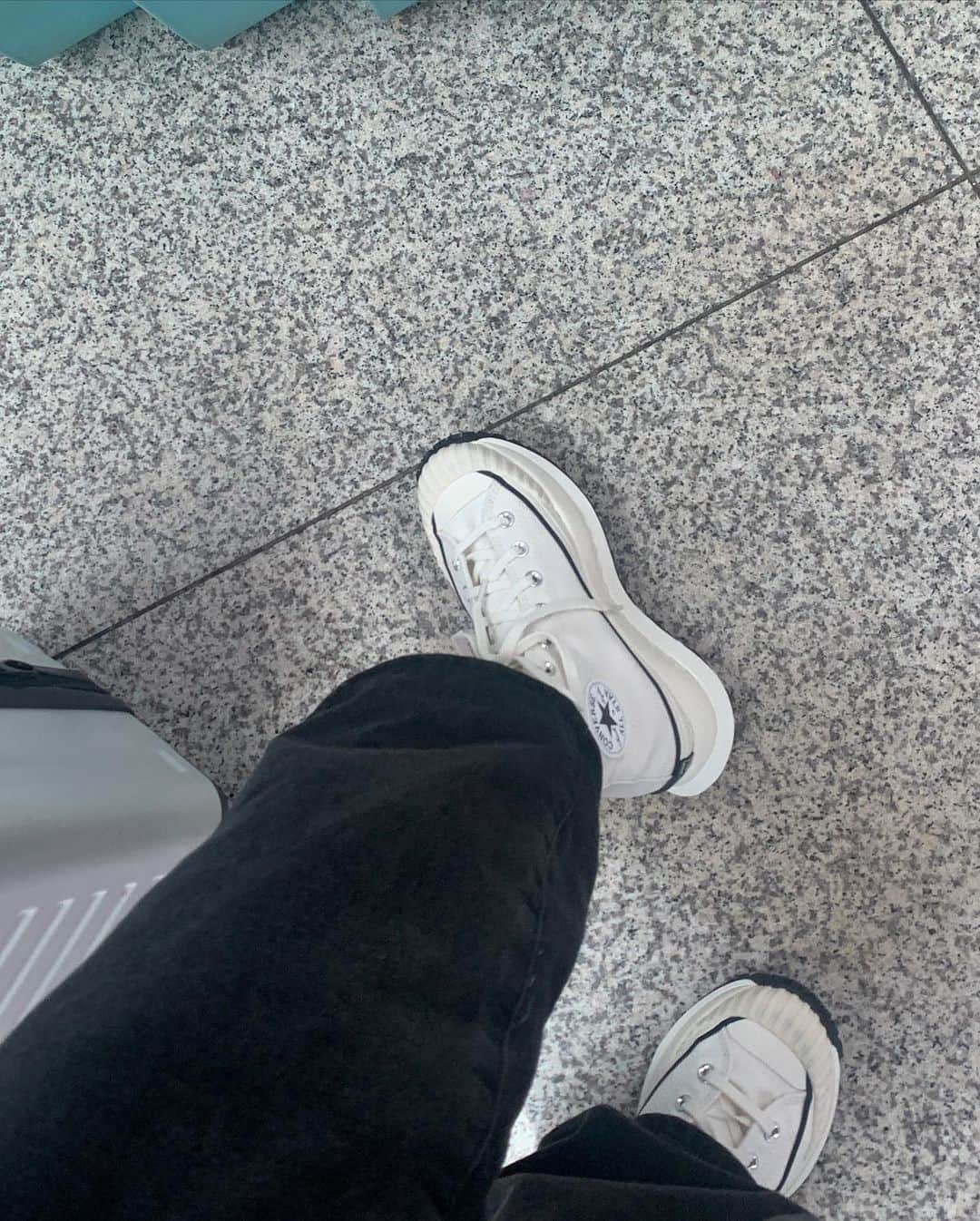 櫻井紗季さんのインスタグラム写真 - (櫻井紗季Instagram)「🛍️🇰🇷💕 お靴かわよ #sakitabi☀︎」6月23日 19時20分 - saki_sakurai_official