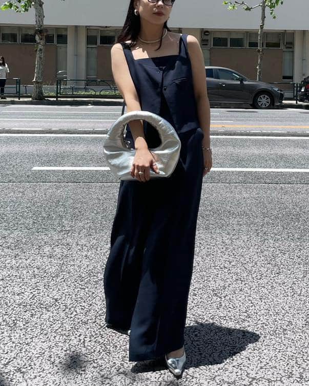 Ameri vintageさんのインスタグラム写真 - (Ameri vintageInstagram)「6.27(Tue)12:00  VEST SET BARE TOP ROMPERS will be released.  #ameri #amerivintage #shopping #fashion  #japan #knit #tops #dress #skirt #rompers」6月23日 20時10分 - amerivintage