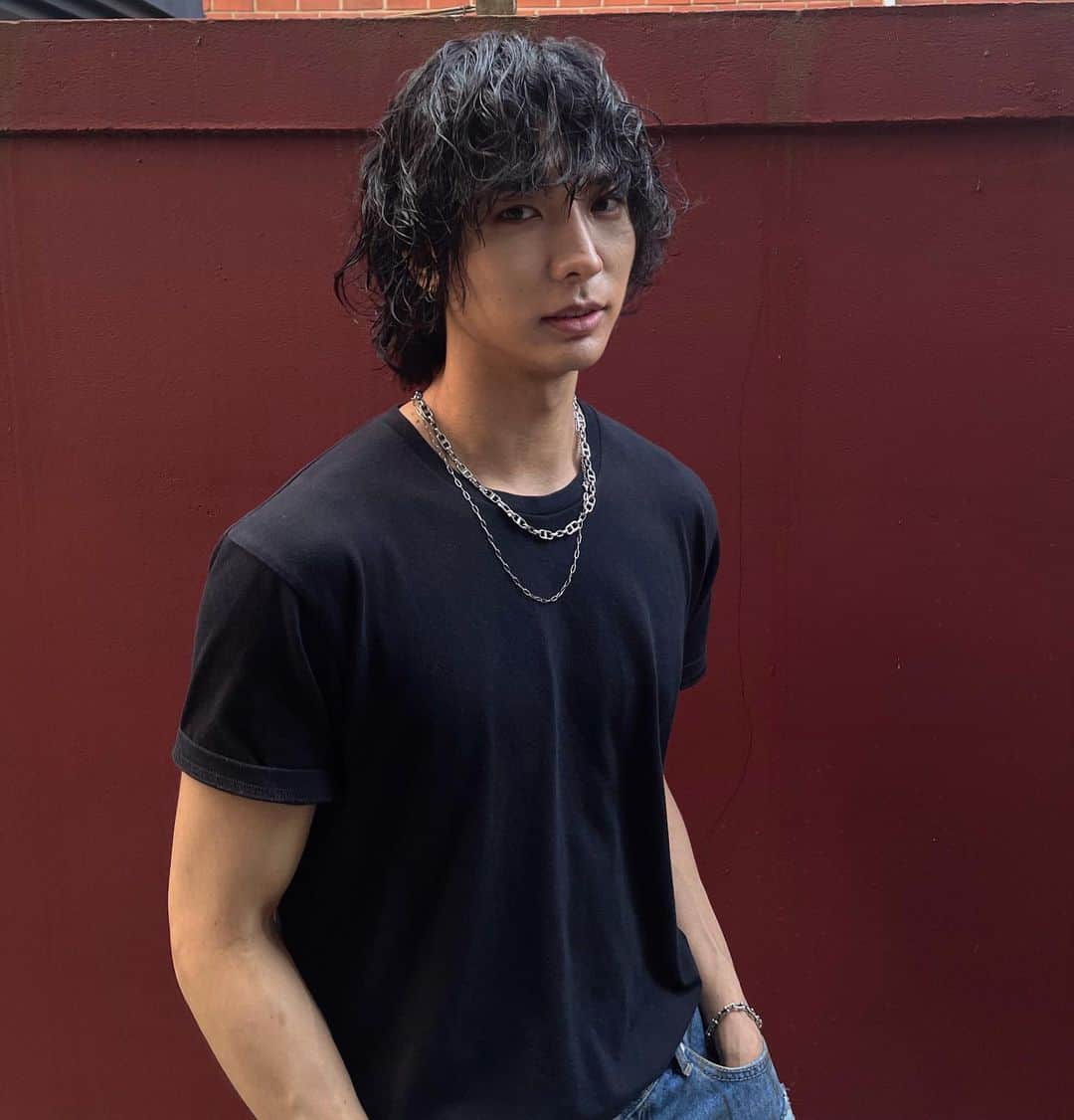 安達祐人のインスタグラム：「今週もお疲れ様でした。🥱」