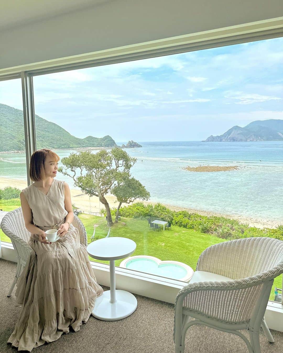 板橋瑠美のインスタグラム：「YouTubeにアップしました^ ^  一人旅っていいな。。。💓  やたら1人で話してるんですけど、 結構熱い話しちゃってますꉂ笑꒱  よかったら、ぜひRumiringo  TV見てください💓」