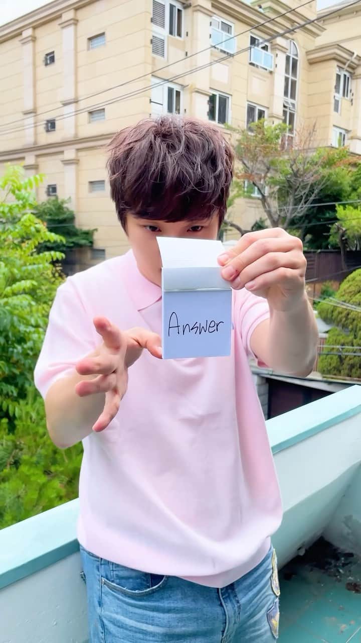 のインスタグラム：「7.29일~8.20일 한전아트센터에서 만나요 🎩👋 인터파크,네이버 ,티켓링크 등에서 예매가능합니다」