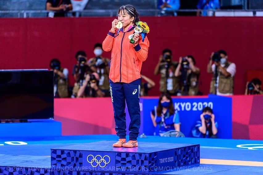 須崎優衣のインスタグラム：「HAPPY International Olympic Day🙏❤️ ・ One year until the Paris Olympics 💪🥇🔥  #olympicday」