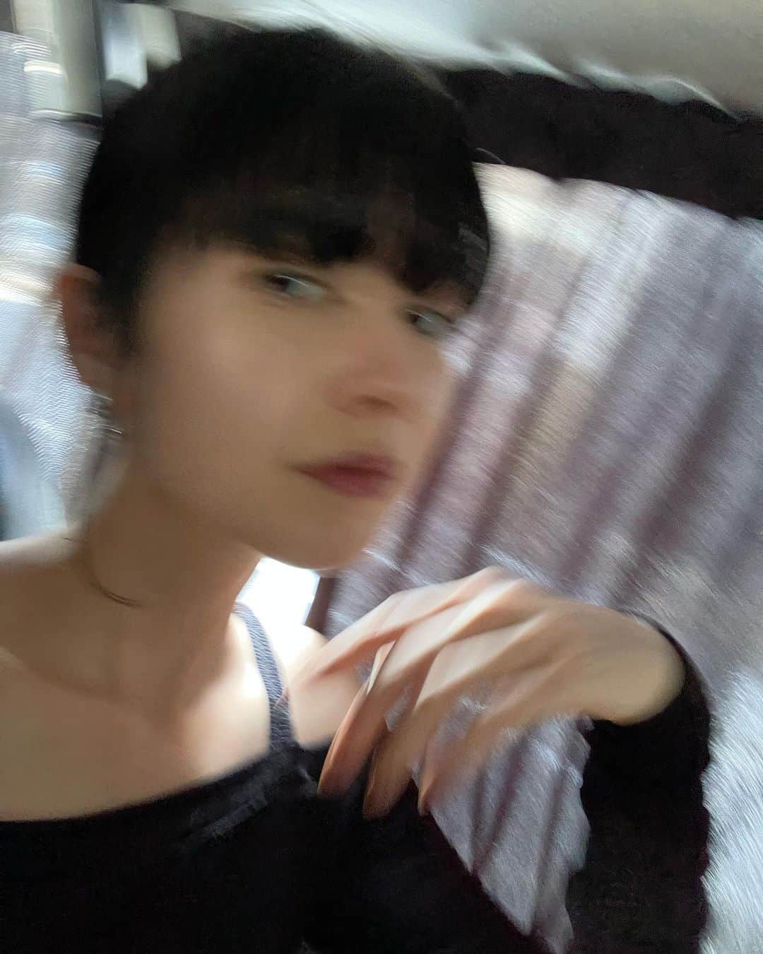 橘モニカさんのインスタグラム写真 - (橘モニカInstagram)「I still have so many boxes to unpack…  Moving’s hard lol (and tiring) 引っ越し後の片付けがあまりすすまないな…  . . . . . #style#fashion#model#photoshoot#black#スタイル#ファッション#モデル#撮影#黒#스타일#패션#모델#일상」6月23日 21時24分 - monikatachibana