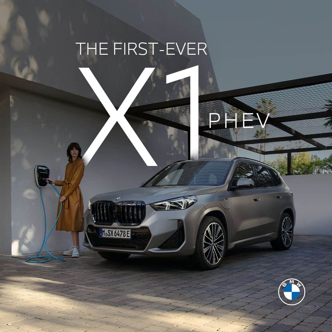 BMW Thailandさんのインスタグラム写真 - (BMW ThailandInstagram)「X1 xDrive30e M Sport ทางเลือกแห่งพลังงานการขับเคลื่อน ที่พร้อมจะมอบประสบการณ์การขับขี่แบบ eDrive ให้คุณได้สัมผัสกับความประหยัดและประสิทธิภาพอันทรงพลังของเครื่องยนต์เบนซินปลั๊กอินไฮบริดที่มีพละกำลังถึง 326 แรงม้า และสามารถวิ่งด้วยไฟฟ้า 100% ได้ไกลถึง 83 กม. ตามมาตรฐาน NEDC และมั่นใจได้กับสมรรถนะการยึดเกาะแบบสี่ล้อ xDrive ที่รับรองได้เลยว่าคุณจะต้องหลงรักอย่างแน่นอน  #BMW #BMWTH #JOYisBMW #สุนทรียภาพแห่งการขับขี่ #THEX1」6月23日 21時25分 - bmwthailand
