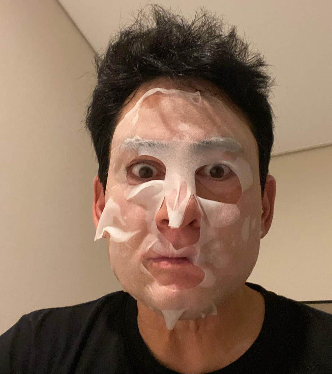 野口健さんのインスタグラム写真 - (野口健Instagram)「明日は4時半起き(･･;) 明日は早朝ラジオと昼は八王子にて講演頑張るべ。  徳光さんとの再会、楽しみ！！！  寝坊しませんように🙏  #野口健」6月23日 21時28分 - noguchiken8848