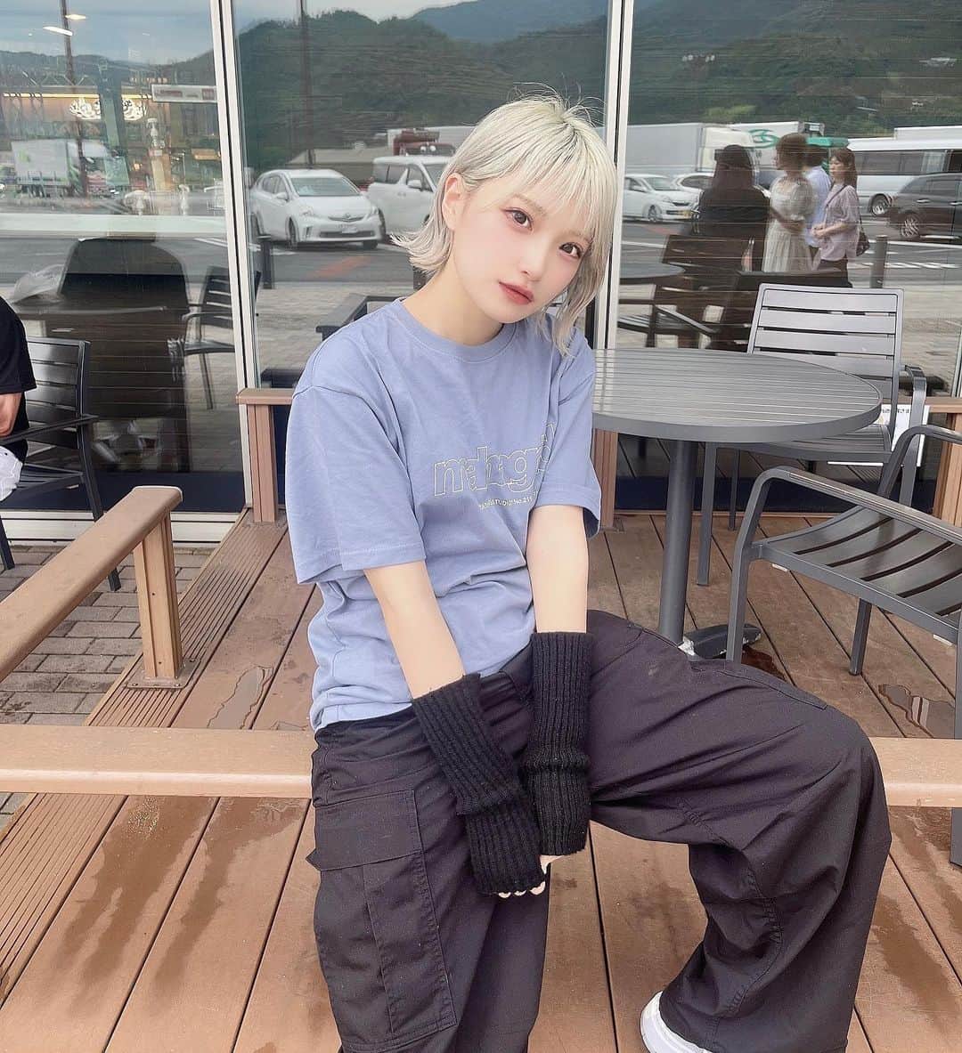 東條ゆりあのインスタグラム：「Tシャツの色味好きすぎて即買いした～～！  ひたすらぐーたらしたい気持ちのゆりあちゃんになってるーみんな今日何してたかな」