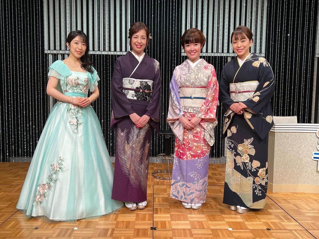 杜このみのインスタグラム：「今日は、ニッポン放送さん 中山秀征の有楽町で逢いまSHOW の公開録音でした🎤💐 田川寿美さん、瀬口 侑希さん、津吹みゆさんとご一緒させて頂きました☺️♡ 会場では、ファミリーの皆さまの応援のお声も頂き、とても嬉しかったです‼︎🥰 ありがとうございましたっ‼︎💐」