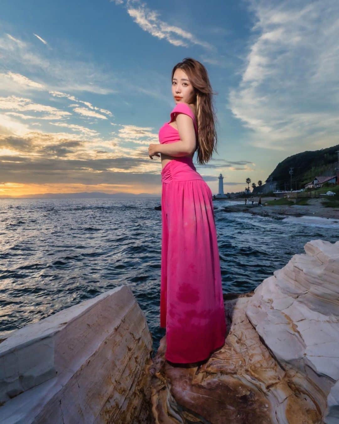 中村かなさんのインスタグラム写真 - (中村かなInstagram)「毎年楽しみな海撮影🏖️ もうすぐはじめます📸✨✨  今んとこ7/23.30 が海撮影🏖️ あとは8月に追加予定🌻  最近は頭の中が 夏の撮影企画でいっぱいです😂 楽しみにしててね♡ @kana_photo_session   かなの出演は 海撮影の前に 7/2 浴衣で団体撮影会 あります🍉残り2名ほど✨  そして、、、 先程 7/8 (土) 東山荘で浴衣撮影会👘の予約をLINEのお友達から予約スタートしました♡ モデルはひぃちゃん @hee11117  まりあちゃん @malialacoala  ののさん @channono26   とりあえず決まっている6.7.8月のスケジュール載せときます☟  □ 受付中 □  🈵6/24 ゆうみ 🈵早川あゆ美  7/2 山路裕子.花村映実.shammy @名古屋市内スタジオ 7/2 中村かな団体  □受付前□  8 三浦まりあ.天麻音ひぃ.ちゃんのの @東山荘 (6/24 予約スタート予定) 16 早川あゆ美  22 ゆうみ 23 三浦まりあ.中村かな @pinky & 海 29 おくやんぬ(午前) @pinky room 朱理ちゃんのお芝居♡ 30 中村かな.shammy @海 8/5 早川あゆ美 @海 13 (仮)中村かな@多分たんころりん 16 ゆうみ & 三浦まりあ 個撮&団体 @pinky  #日本的 #偶像 #写真撮ってる人と繋がりたい #カメラ好きな人と繋がりたい #カメラマンさんと繋がりたい #ピンキールーム #ピンキールーム名古屋 #写真好きな人と繋がりたい #愛知カメラ部 #愛知カメラマン  #被写体 #撮影モデル #名古屋撮影会 #グラビアモデル #名古屋カメラ部 #インスタグラビア #撮影会 #화보　#扎心了 #大阪カメラ部 #関西カメラ部 #그라비아 #인물 #수입비키니」6月23日 21時58分 - k777pime