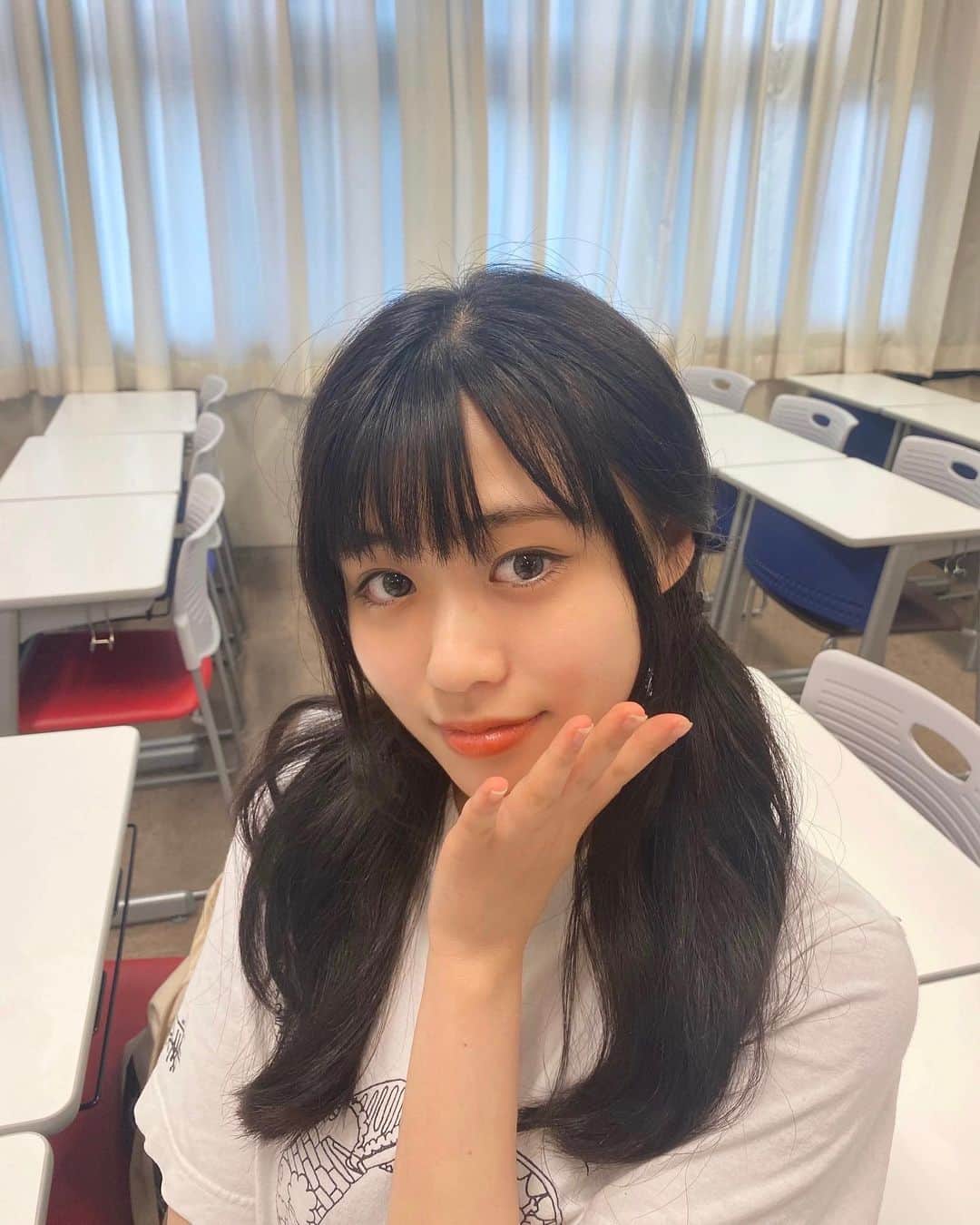 多田成美のインスタグラム：「. 10代最後の日はいつも通り大学へ。🏫　 20歳楽しみ~🤭  #多田成美」