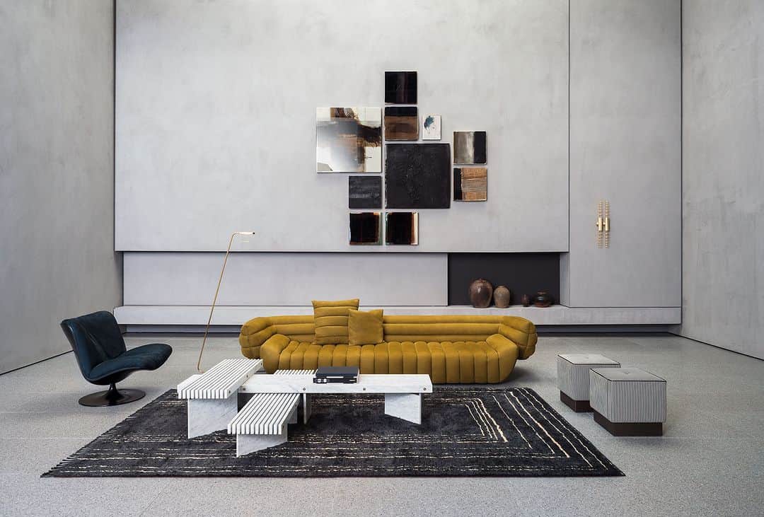 Baxter Japan / バクスター ジャパンのインスタグラム：「【 Baxter's Living Room 】  「TACTILE」を用いた リビングシーンをご紹介いたします。  SOFA：TACTILE ARMCHAIR：MARILYN / ANAIS  【 Baxter Tokyo 】 東京都港区南青山4-18-16 フォレストヒルズ WESTWING B1F Tel：03-5413-8913　Mail：info@omobito.jp Store : 11:00～18:00 (※水曜日のみ事前予約制)  . . .  #baxter #baxtercinema #baxtermadeinitaly #baxterjapan #baxtertokyo #leather #interior #interiordesign #interiorstyling #furniture #lifestyle #design #バクスター #バクスタージャパン #インテリア #家具 #インテリアデザイン #ラグジュアリーインテリア #ラグジュアリー #レイアウト #ライフスタイル #デザイン #リビング #ソファ #チェア #レザー #ヌバック #豊かな暮らし #Taxtile」