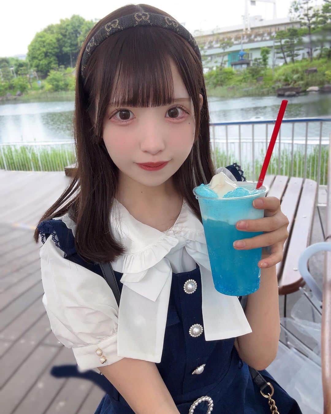 姫崎もえのインスタグラム：「さいきんお腹痛くなること少なくて嬉しい🍨  ・  ・  #アイドル #地下アイドル #コンカフェ嬢 #コンカフェ #雰囲気好きな人いいね #地雷女 #地雷系#地雷女子と繋がりたい #量産型ヲタク #量産型コーデ #jk #jkブランド  #他撮り #自撮り界隈 #自撮り界隈の人と繋がりたい #1mmでもいいなと思ったらいいね #美男美女と繋がりたい #いいねした人全員フォローする #いいね返し #地下アイドル好きな人と繋がりたい #粉我 #偶像 #メイドカフェ #メイド服 #Instagood #photooftheday #グラビアアイドル #撮影会モデル #被写体になります #水族館」