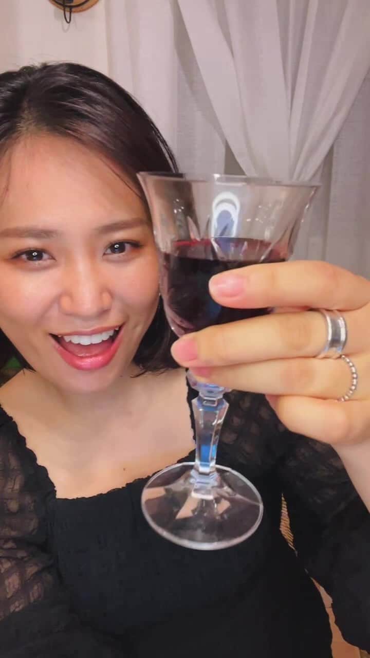 二宮愛のインスタグラム：「2023.JUNE.23 #AiNinomiya new song #SwimmingBaby 先行リリースさんきゅーライブ (飲み会🍷)」
