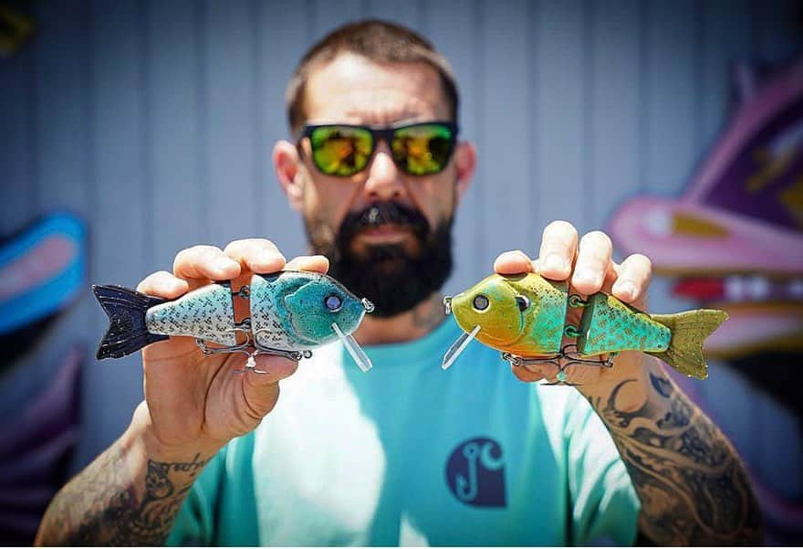 Electric_Fishingのインスタグラム：「Who is heading to Toxic Day 4 at Russo’s Marina tomorrow?  Swing by @swimbaitunderground to talk shop with Chris Purcell and check out the latest @swimbaitunderground x @electric collaboration.  He will have a limited quantity so swing by early.   #ElectricSunglasses #PolarizedSunglasses #StyleThatPerforms #ElectricFishing」