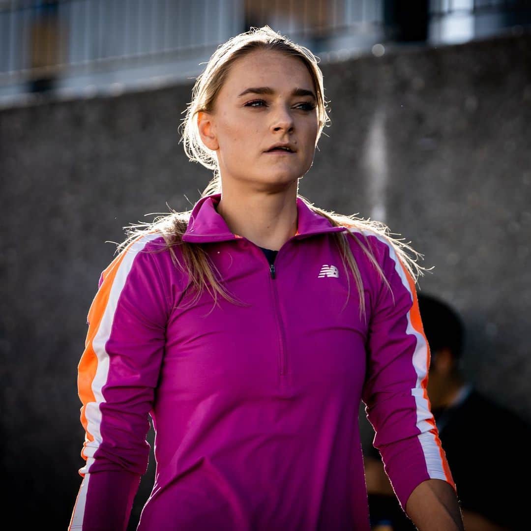 リサンネ・デ・ウィッテのインスタグラム：「🩷🤍🧡  #HappyOlympicDay #RoadToParis  📸: @larsvanhoeven」