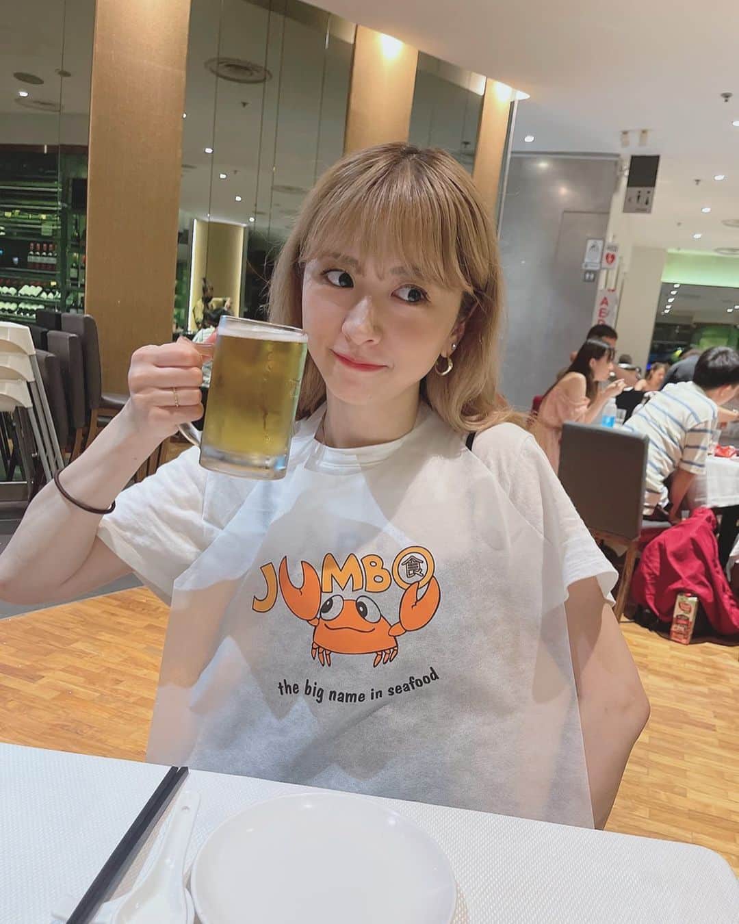 槙田紗子さんのインスタグラム写真 - (槙田紗子Instagram)「3年半ぶりの海外…弾丸シンガポールなう🇸🇬  #singapore #jumboseafood #chilicrab」6月23日 22時52分 - saco_makita