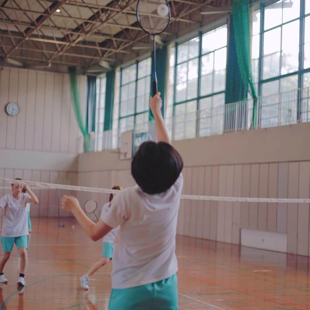 福岡女子短期大学さんのインスタグラム写真 - (福岡女子短期大学Instagram)「💠子ども学科１年生「生涯体育理論と実践」  先日の子ども学科1年生「生涯体育理論と実践」はバドミントンでした🏸みんな楽しそうですね✨  #福岡女子短期大学 #子ども学科 #体育　#バドミントン #バドミントン好きな人と繋がりたい」6月23日 23時07分 - fukuoka_wjc