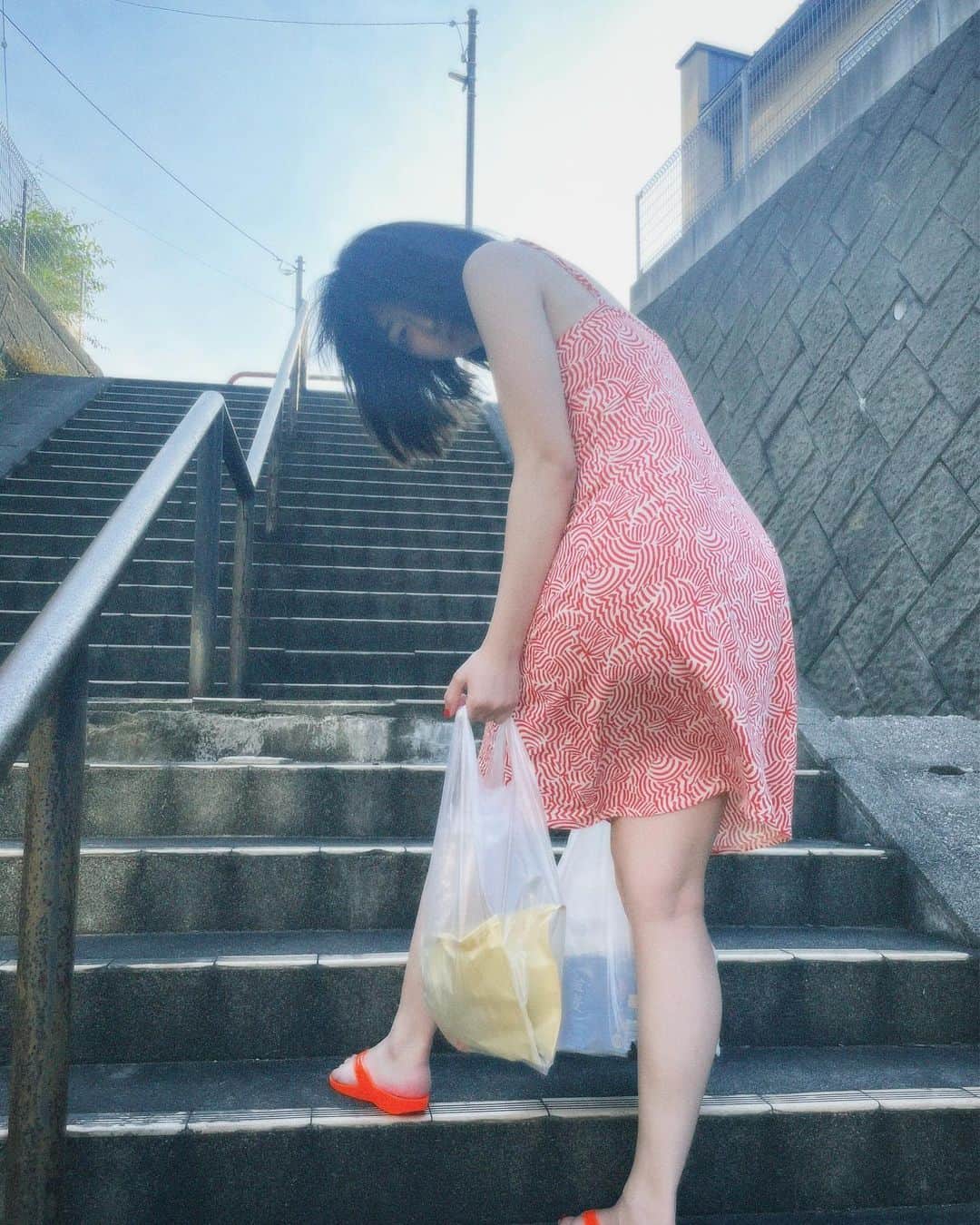 中里亜美のインスタグラム：「愛でよければしこたまあげる  #金麦冷えてます」