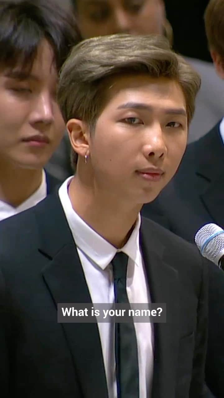 unicefのインスタグラム：「How the time flies.  This year marks ten years of @bts.bighitofficial and six years of our joint efforts to help end violence and promote children and young people’s self-esteem and well-being. Here’s to many more! 💜💙  What’s your favourite moment of our #BTSLoveMyself? Tell us in the comments. #OnMyMind」