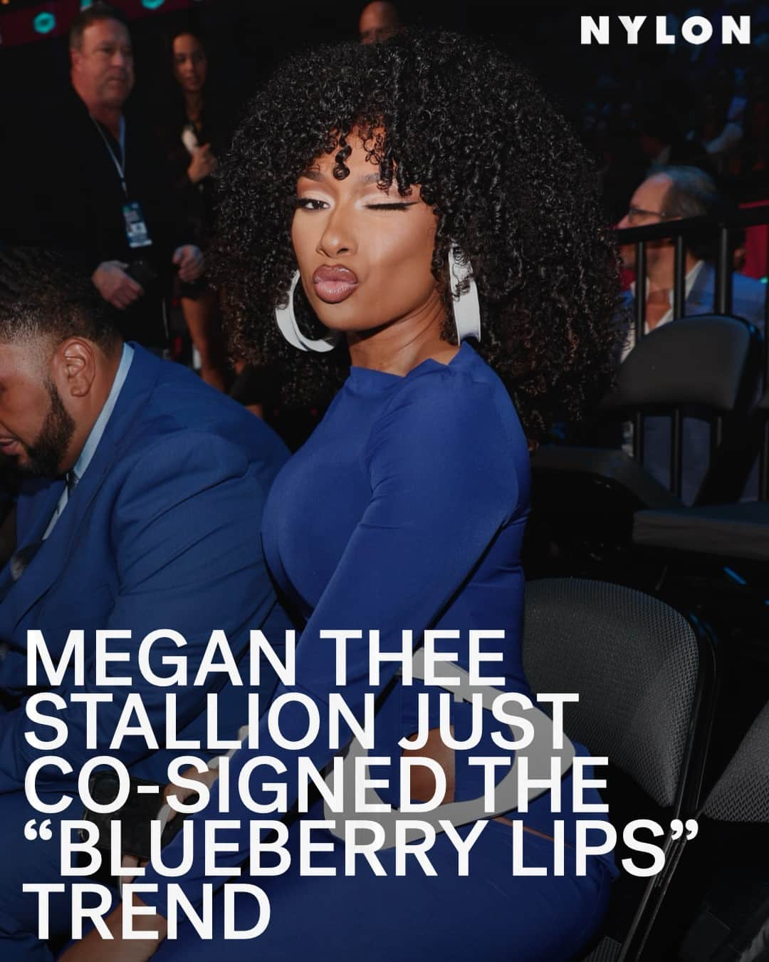 Nylon Magazineさんのインスタグラム写真 - (Nylon MagazineInstagram)「We can always count on the queen of real hot girl sh*t to give us an immaculate look. #MeganTheeStallion's latest red carpet glam showed off what she calls “a lil blueberry lip," and honestly, we're obsessed. Link in bio to see the singer's blue sparkly lip combo — and luckily, she isn't gatekeeping the products she used, either. [Getty]」6月23日 23時27分 - nylonmag