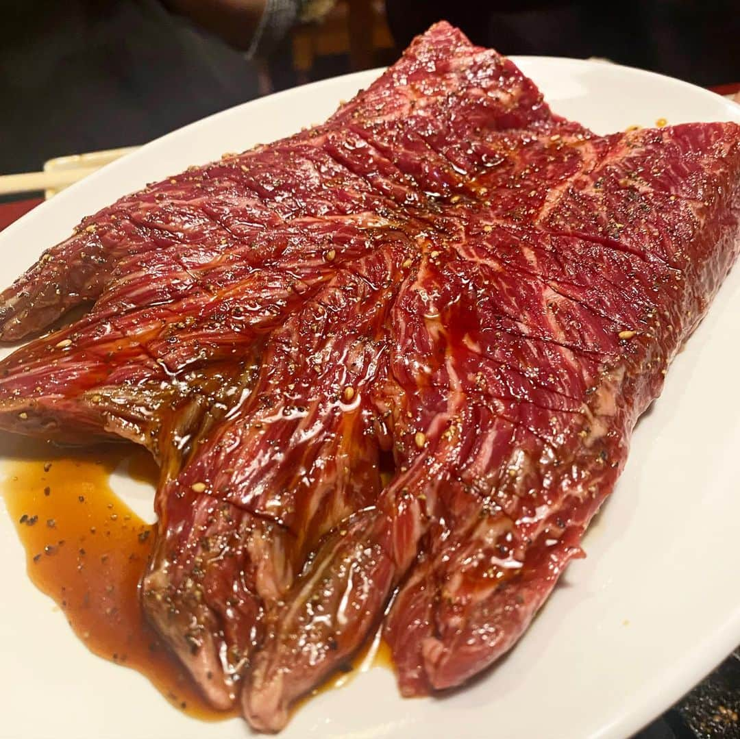 東京肉レポートさんのインスタグラム写真 - (東京肉レポートInstagram)「Visited “Koraitei” for the first time in 10 years ! The good and authentic Korean style yakiniku brought me back memories !  10年ぶりくらいに行った｢高麗亭｣！オモニはこの日韓国に帰ってしまってていなかったけど、サンチュでエゴマの葉やキムチと一緒に肉を包んで食べる韓国焼肉は相変わらず美味しくて、野菜もしっかり食べられるから大満足！  価格帯：7,000〜15,000円 オススメメニュー：ハラミ、イチボ  #高麗亭 #渋谷 #渋谷グルメ #焼肉 #タン塩 #肉 #和牛 #牛 #グルメ #東京肉レポート #肉レポ #kouraitei #shibuya  #yakiniku #wagyu #beef #instafood #food #foodie #barbecue #bbq #tokyo #tokyo_wagyu_report」6月23日 23時45分 - tokyo_wagyu_report