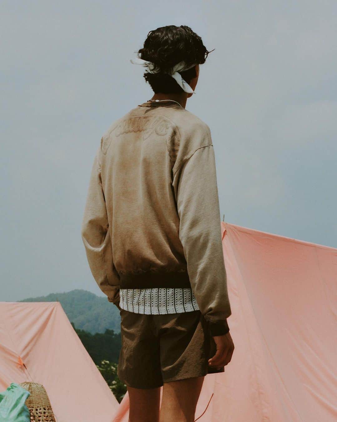 ジョン エリオットさんのインスタグラム写真 - (ジョン エリオットInstagram)「“Scenes From Nepal” - Trail To Basecamp  Explore the Lookbook through the link in our bio and stories, highlighted by product from the next drops, starting this Sunday, June 25th.   Photography: @p.lo Models: @nizar_qlf_ , @benji.xu Lighting + Assist: @robertmholland」6月24日 0時00分 - johnelliottco