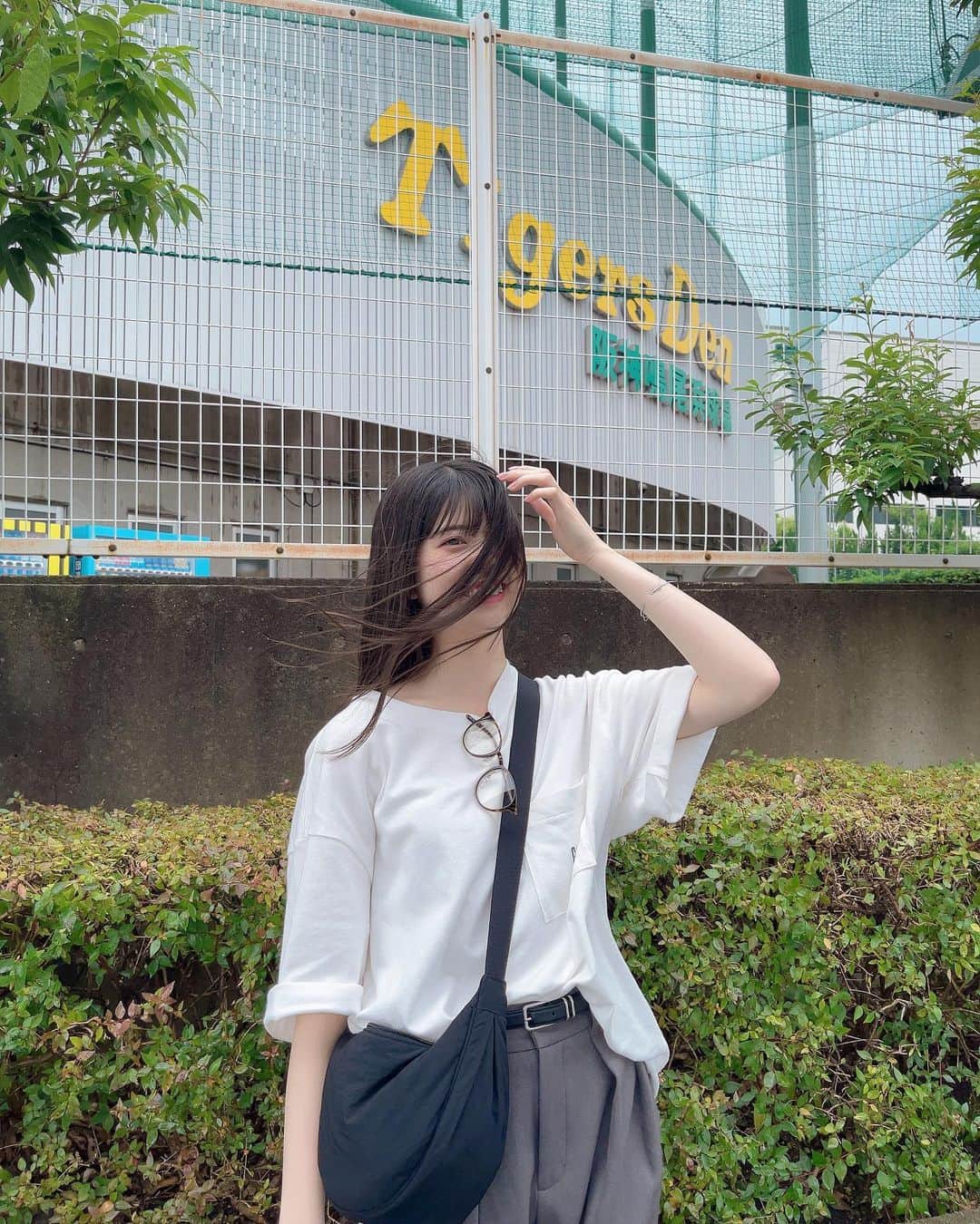 坂下真心さんのインスタグラム写真 - (坂下真心Instagram)「強風」6月24日 0時08分 - mako._.chii