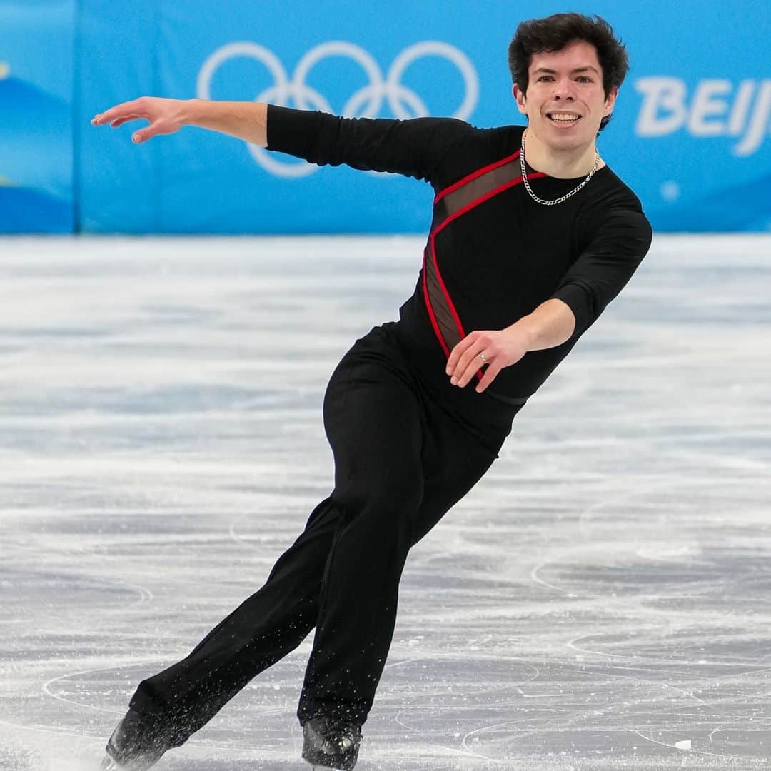 Skate Canadaさんのインスタグラム写真 - (Skate CanadaInstagram)「Happy #OlympicDay! Today we celebrate sport, health and this special event that brings so many people together ❤️  What is your number 1 memory from the Olympic Games? 👇 __________________  Bonne #journéeolympique! Aujourd'hui, nous célébrons le sport, la santé et cet événement spécial qui rassemble tant de gens ❤️  Quel est votre souvenir préféré des Jeux olympiques? 👇  📸 @gregkolz | Patrice Lapointe | Gerard Chataigneau  #skating #figureskating #iceskating #patinageartistique #olympics #letsmove」6月24日 0時32分 - skate_canada