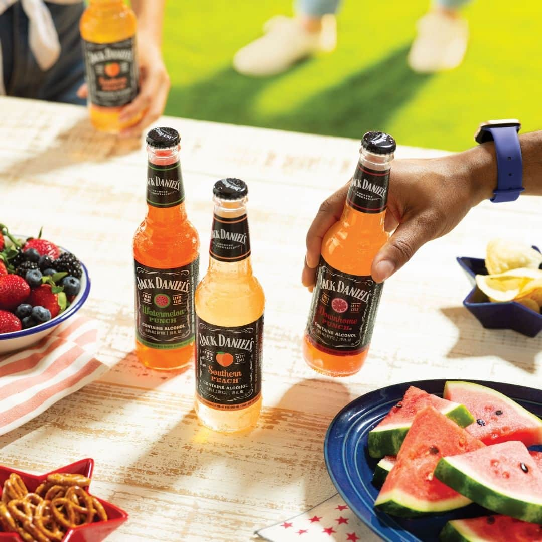 ジャックダニエルさんのインスタグラム写真 - (ジャックダニエルInstagram)「Bold flavors. Bright colors. Make it a Jack Summer.  #JackDanielsCountryCocktails」6月24日 1時15分 - jackdaniels_us