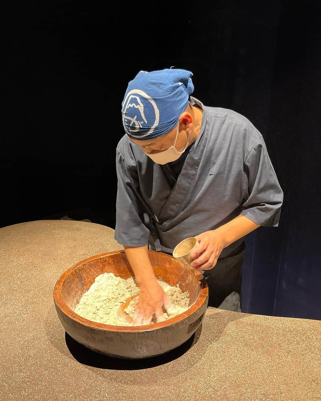 牧野克彦さんのインスタグラム写真 - (牧野克彦Instagram)「蕎麦の刺身！初めて食べました。香り豊かでもっちり、美味でした。　#蕎麦　#たがた」6月24日 1時41分 - makinokatsuhiko