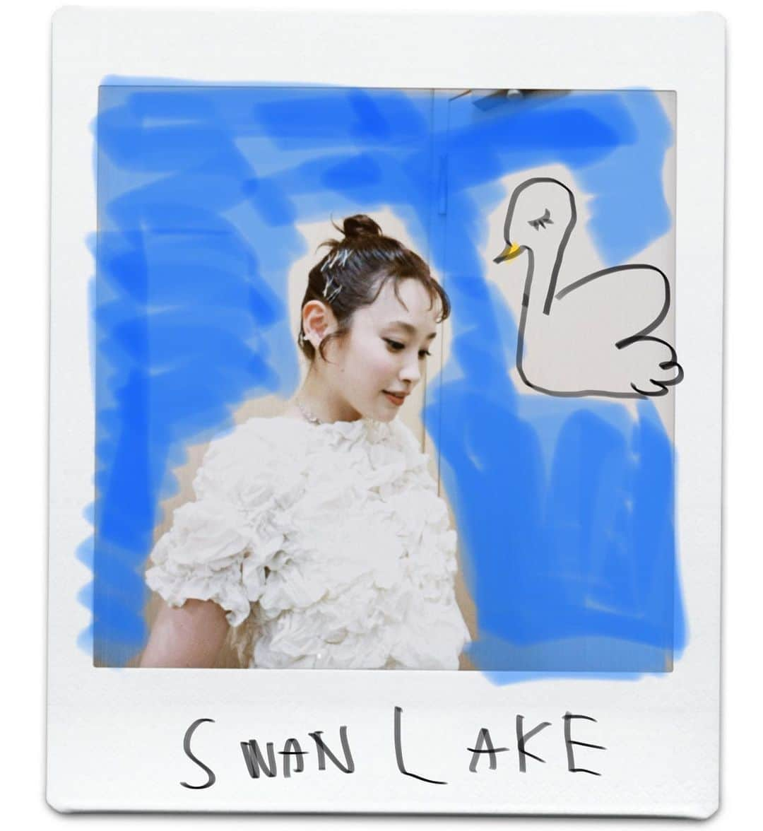 高橋愛さんのインスタグラム写真 - (高橋愛Instagram)「SWAN LAKE ON WATER 特別番組📺  が、本日このあと  BS朝日さんにて 午後1:30より、放送されます🦢✨  #湯山玲子 さんと バレエ団のプリンシパルや演出家さんたちに インタビューさせていただいております🤭　 お見逃しなく〜✨  https://t.co/uGj7zN4k8g」6月24日 12時10分 - i_am_takahashi