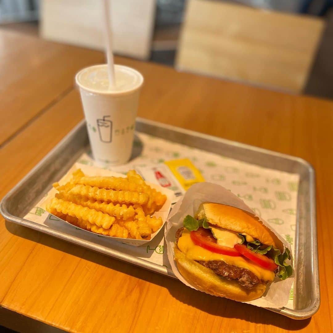 服部円のグルメインスタ